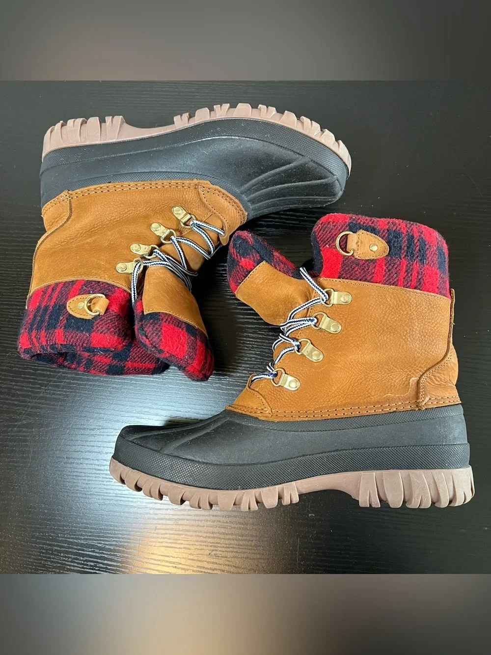 J. Crew Perfect Winter Leather Red Plaid Flannel Winter Duck Boots H1891 Size‎ 8
